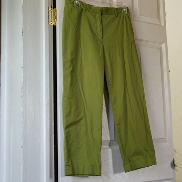 🩸 3/$15. 🩸Jones New York Signature Lime Capri's Size 6 - Picture 4 of 8